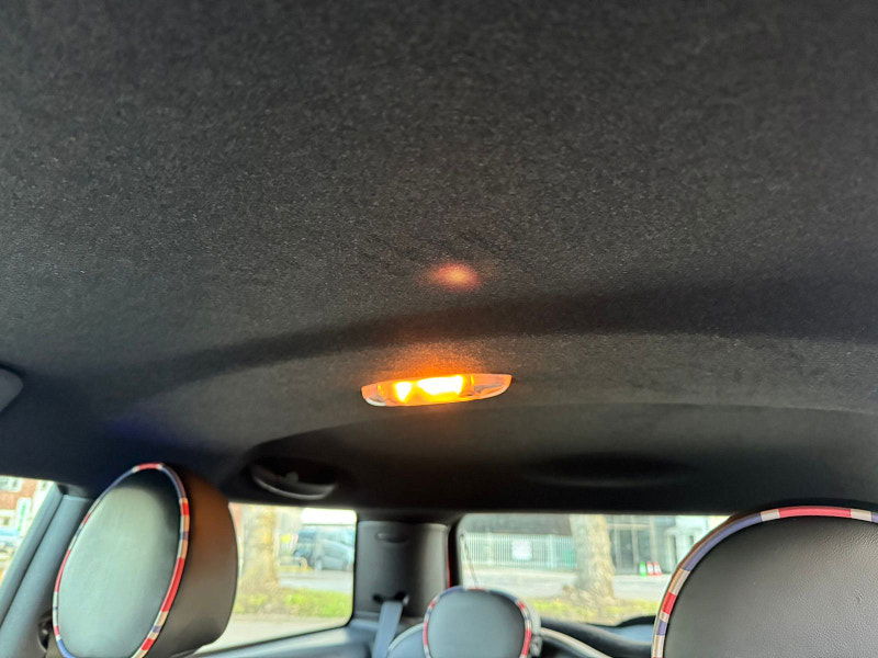 MINI Hatch 1.6L Cooper D Hatchback 3dr Diesel Manual Euro 5 (112 bhp) 3dr Manual 2025