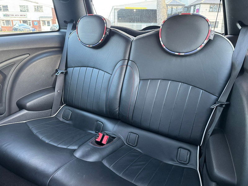 MINI Hatch 1.6L Cooper D Hatchback 3dr Diesel Manual Euro 5 (112 bhp) 3dr Manual 2025