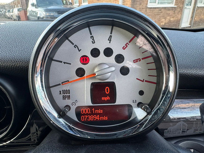 MINI Hatch 1.6L Cooper D Hatchback 3dr Diesel Manual Euro 5 (112 bhp) 3dr Manual 2025