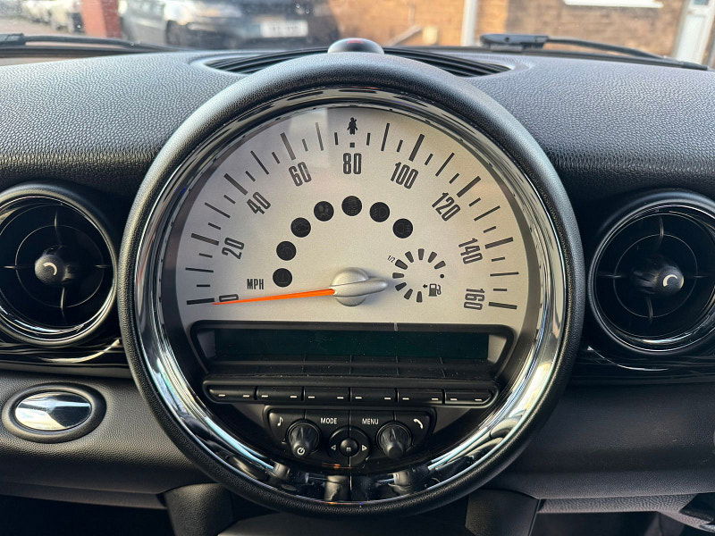 MINI Hatch 1.6L Cooper D Hatchback 3dr Diesel Manual Euro 5 (112 bhp) 3dr Manual 2025