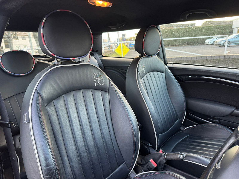 MINI Hatch 1.6L Cooper D Hatchback 3dr Diesel Manual Euro 5 (112 bhp) 3dr Manual 2025