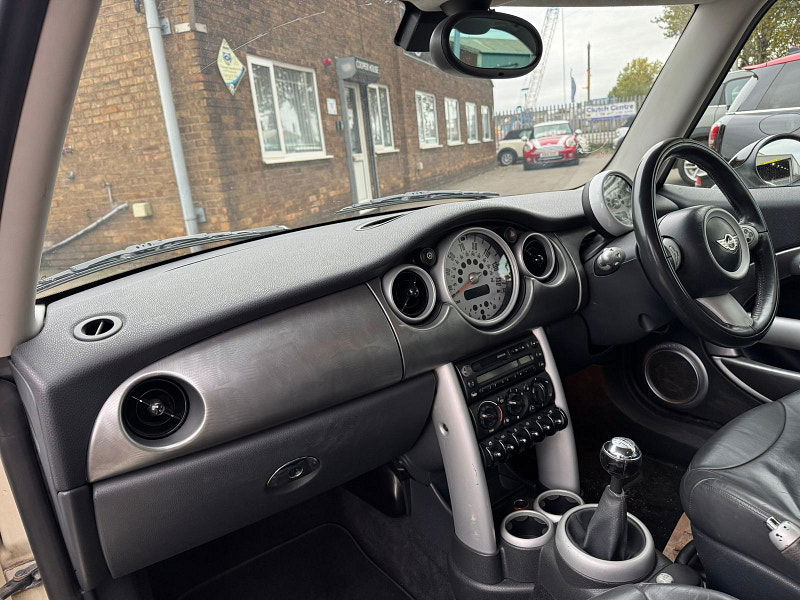 MINI Hatch 1.6L Cooper S Hatchback 3dr Petrol Manual Euro 3 (168 bhp) 3dr Manual 2025