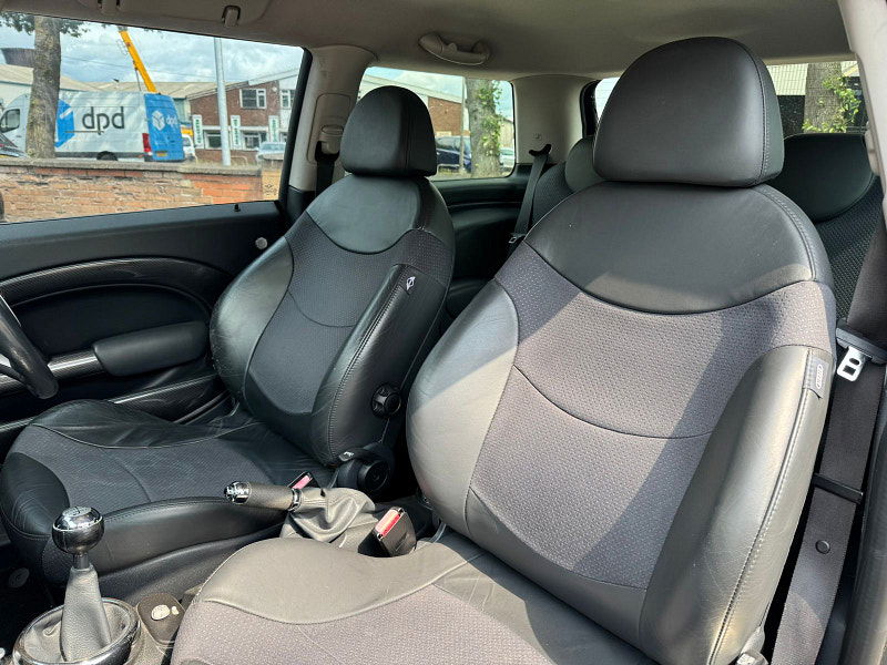 MINI Hatch 1.6L Cooper S Hatchback 3dr Petrol Manual Euro 4 (168 bhp) 3dr Manual 2025