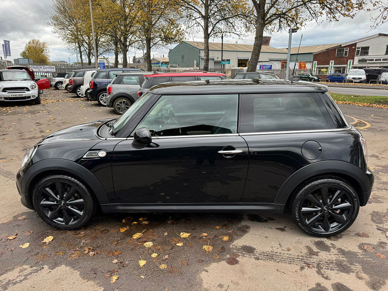 MINI Hatch 1.6L One D Baker Street Hatchback 3dr Diesel Manual Euro 5 (88 bhp) 3dr Manual 2025