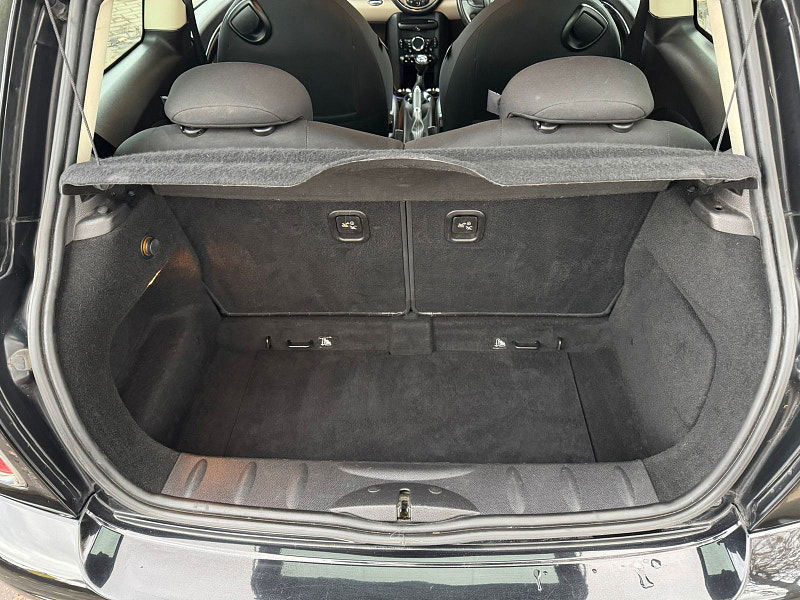 MINI Hatch 1.6L One D Baker Street Hatchback 3dr Diesel Manual Euro 5 (88 bhp) 3dr Manual 2025