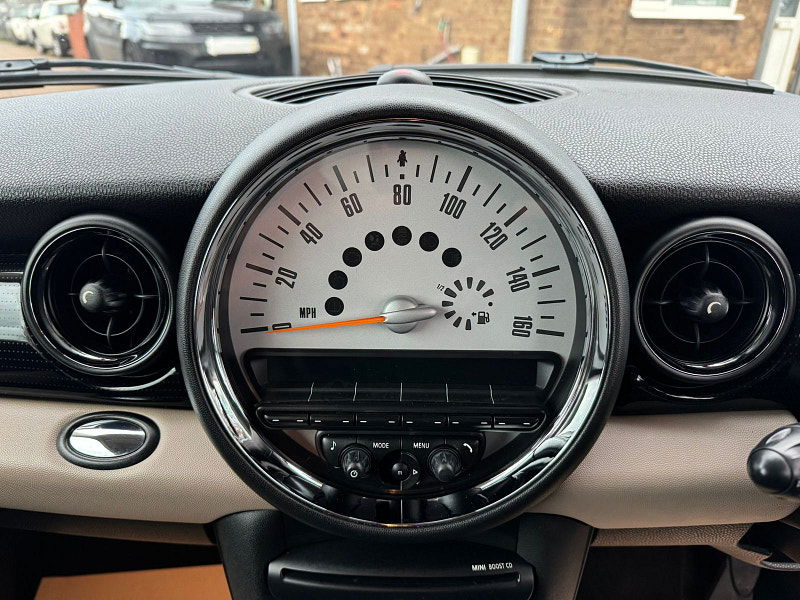 MINI Hatch 1.6L One D Baker Street Hatchback 3dr Diesel Manual Euro 5 (88 bhp) 3dr Manual 2025