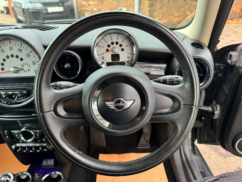 MINI Hatch 1.6L One D Baker Street Hatchback 3dr Diesel Manual Euro 5 (88 bhp) 3dr Manual 2025