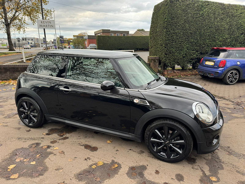 MINI Hatch 1.6L One D Baker Street Hatchback 3dr Diesel Manual Euro 5 (88 bhp) 3dr Manual 2025