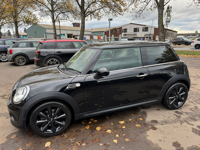 MINI Hatch 1.6L One D Baker Street Hatchback 3dr Diesel Manual Euro 5 (88 bhp) 3dr Manual 2025