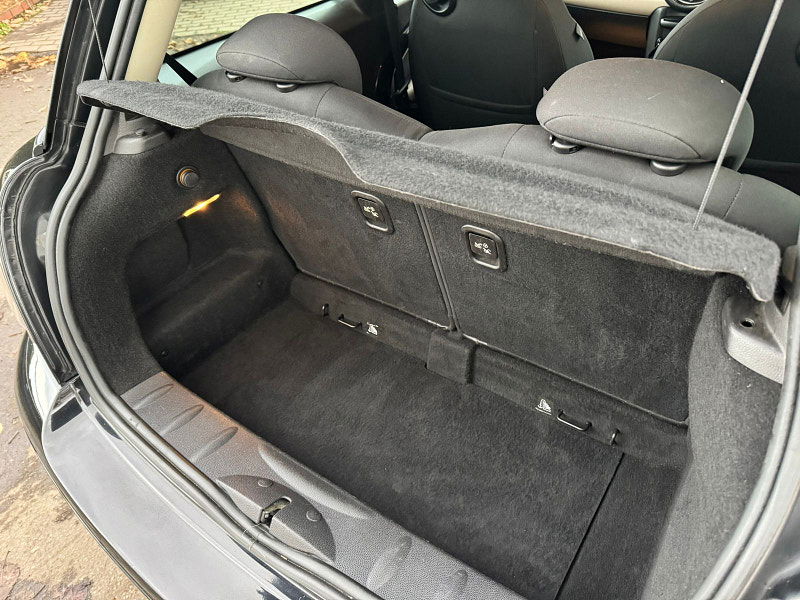 MINI Hatch 1.6L One D Baker Street Hatchback 3dr Diesel Manual Euro 5 (88 bhp) 3dr Manual 2025