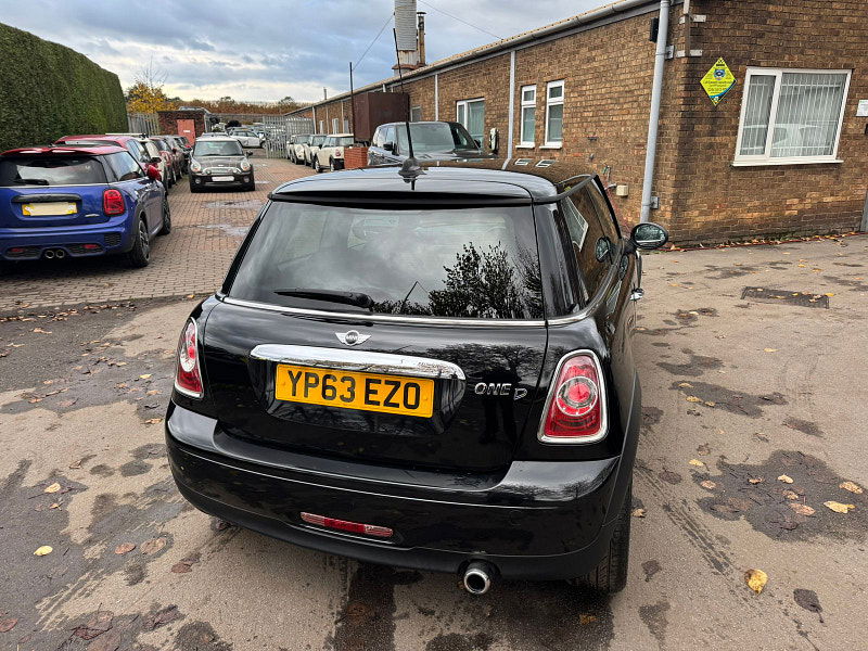 MINI Hatch 1.6L One D Baker Street Hatchback 3dr Diesel Manual Euro 5 (88 bhp) 3dr Manual 2025