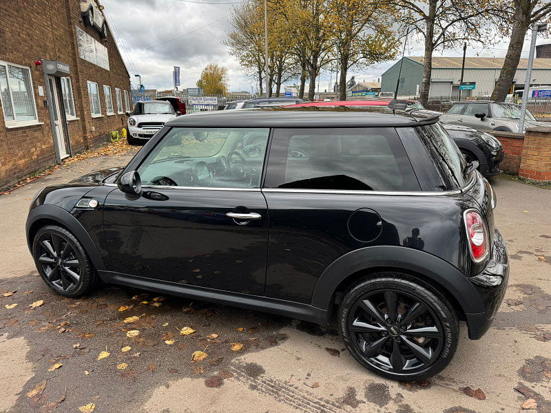 MINI Hatch 1.6L One D Baker Street Hatchback 3dr Diesel Manual Euro 5 (88 bhp) 3dr Manual 2025