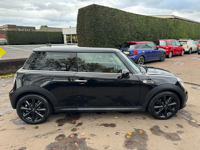 MINI Hatch 1.6L One D Baker Street Hatchback 3dr Diesel Manual Euro 5 (88 bhp) 3dr Manual 2025