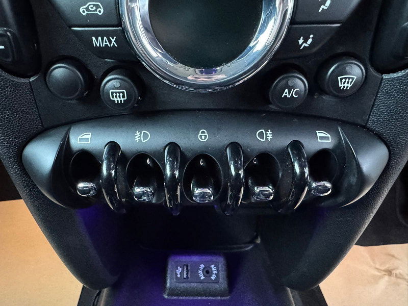 MINI Hatch 1.6L One D Baker Street Hatchback 3dr Diesel Manual Euro 5 (88 bhp) 3dr Manual 2025