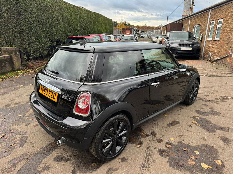 MINI Hatch 1.6L One D Baker Street Hatchback 3dr Diesel Manual Euro 5 (88 bhp) 3dr Manual 2025