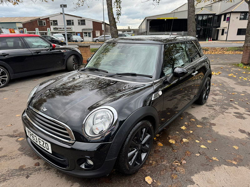 MINI Hatch 1.6L One D Baker Street Hatchback 3dr Diesel Manual Euro 5 (88 bhp) 3dr Manual 2025