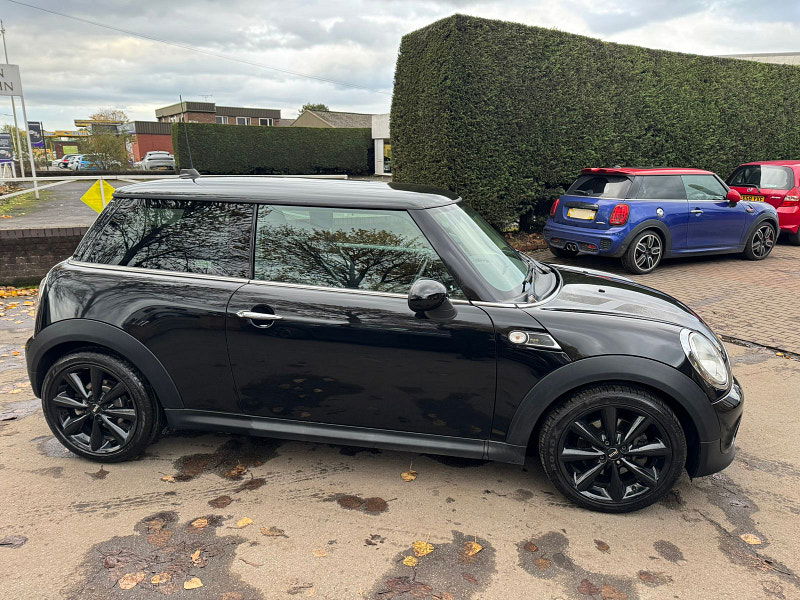MINI Hatch 1.6L One D Baker Street Hatchback 3dr Diesel Manual Euro 5 (88 bhp) 3dr Manual 2025