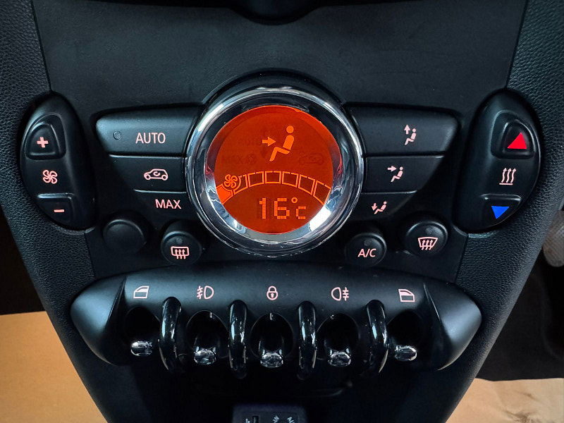 MINI Hatch 1.6L One D Baker Street Hatchback 3dr Diesel Manual Euro 5 (88 bhp) 3dr Manual 2025