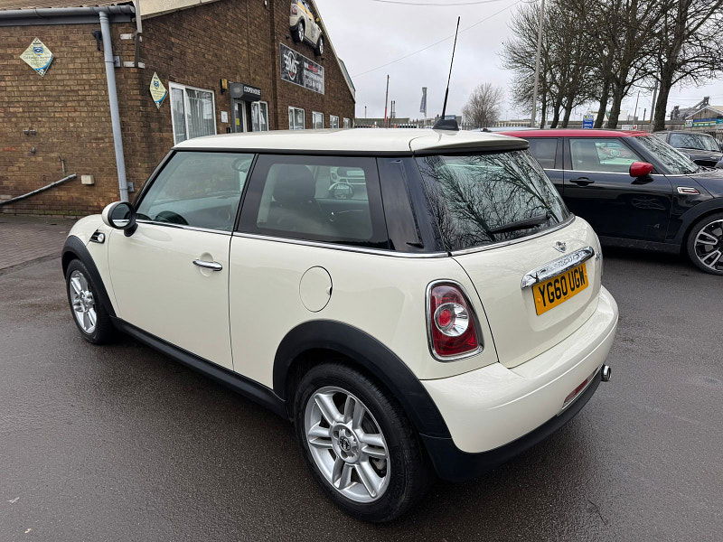 MINI Hatch 1.6L ONE D Hatchback 3dr Diesel Manual Euro 5 (90 bhp) 3dr Manual 2025