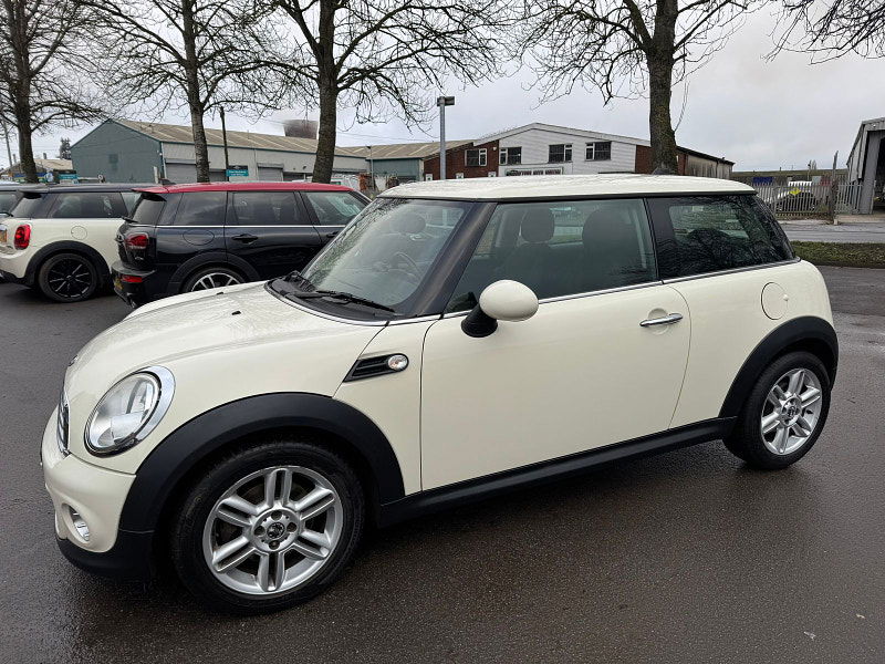 MINI Hatch 1.6L ONE D Hatchback 3dr Diesel Manual Euro 5 (90 bhp) 3dr Manual 2025