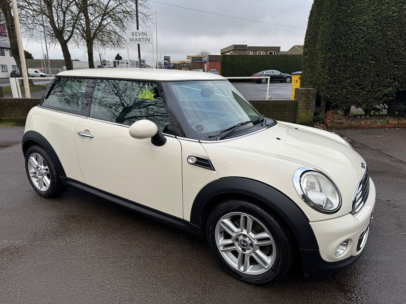 MINI Hatch 1.6L ONE D Hatchback 3dr Diesel Manual Euro 5 (90 bhp) 3dr Manual 2025