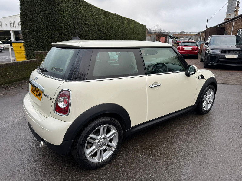 MINI Hatch 1.6L ONE D Hatchback 3dr Diesel Manual Euro 5 (90 bhp) 3dr Manual 2025