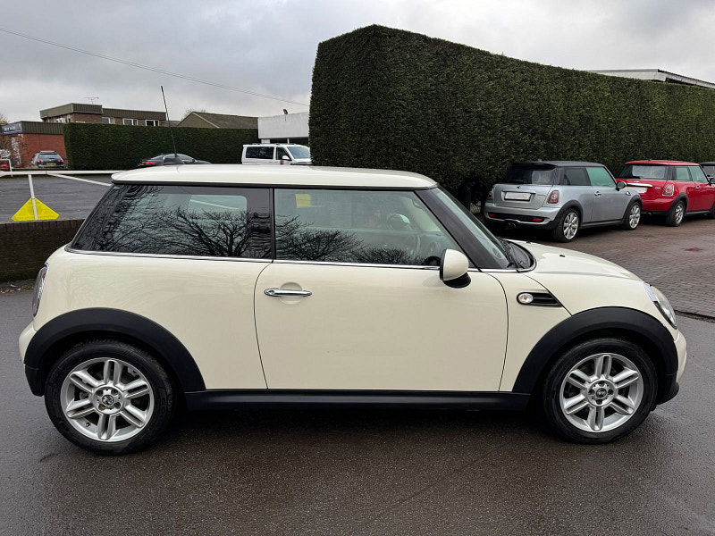 MINI Hatch 1.6L ONE D Hatchback 3dr Diesel Manual Euro 5 (90 bhp) 3dr Manual 2025