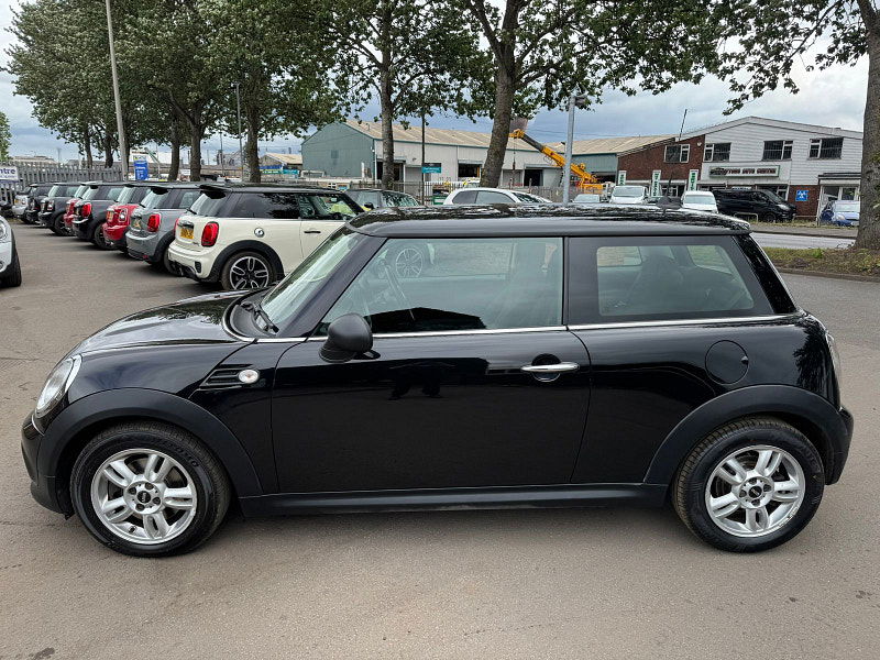 MINI Hatch 1.6L One D Hatchback 3dr Diesel Manual Euro 5 (90 bhp) 3dr Manual 2025