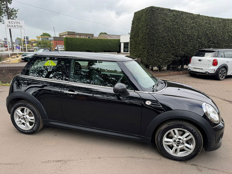 MINI Hatch 1.6L One D Hatchback 3dr Diesel Manual Euro 5 (90 bhp) 3dr Manual 2025