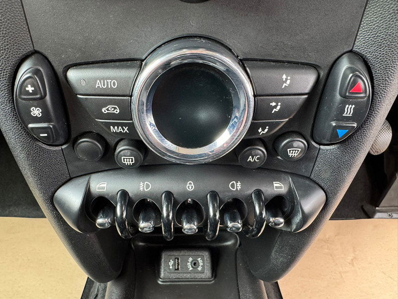 MINI Hatch 1.6L One D Hatchback 3dr Diesel Manual Euro 5 (90 bhp) 3dr Manual 2025