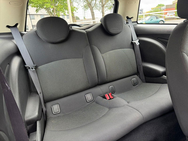 MINI Hatch 1.6L One D Hatchback 3dr Diesel Manual Euro 5 (90 bhp) 3dr Manual 2025