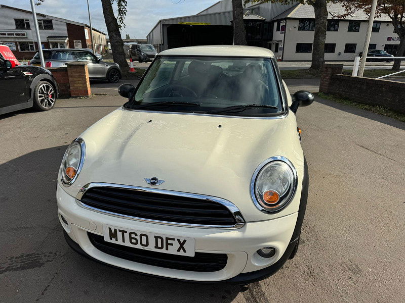 MINI Hatch 1.6L One D Hatchback 3dr Diesel Manual Euro 5 (90 bhp) 3dr Manual 2025