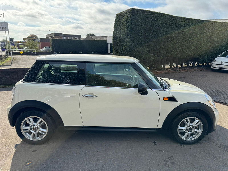 MINI Hatch 1.6L One D Hatchback 3dr Diesel Manual Euro 5 (90 bhp) 3dr Manual 2025