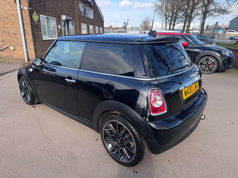 MINI Hatch 2.0 Cooper D Bayswater Hatchback 3dr Diesel Auto Euro 5 (112 ps) 3dr Automatic 2026