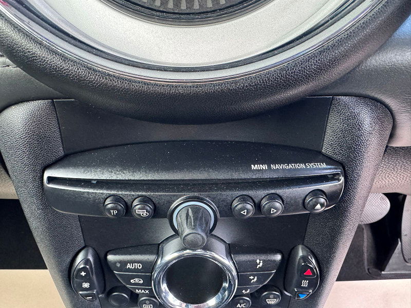 MINI Hatch 2.0 Cooper D Bayswater Hatchback 3dr Diesel Auto Euro 5 (112 ps) 3dr Automatic 2026