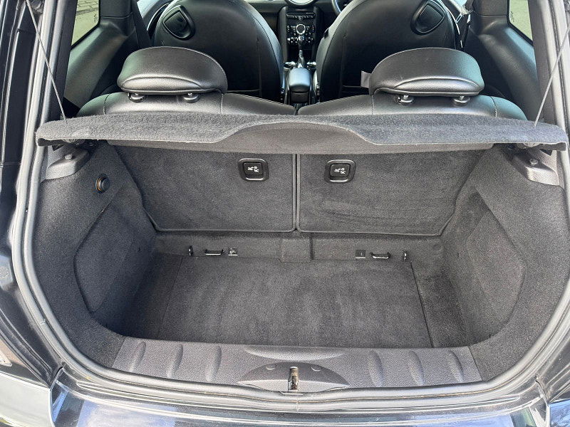 MINI Hatch 2.0 Cooper D Bayswater Hatchback 3dr Diesel Auto Euro 5 (112 ps) 3dr Automatic 2026