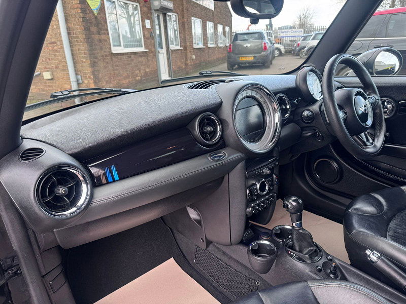 MINI Hatch 2.0 Cooper D Bayswater Hatchback 3dr Diesel Auto Euro 5 (112 ps) 3dr Automatic 2026