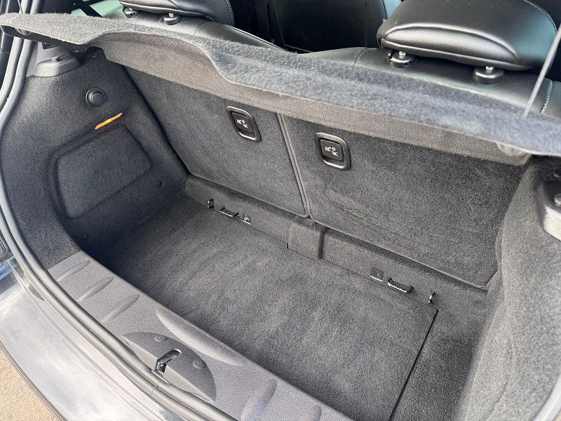 MINI Hatch 2.0 Cooper D Bayswater Hatchback 3dr Diesel Auto Euro 5 (112 ps) 3dr Automatic 2026