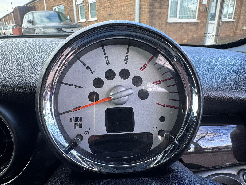 MINI Hatch 2.0 Cooper D Bayswater Hatchback 3dr Diesel Auto Euro 5 (112 ps) 3dr Automatic 2026