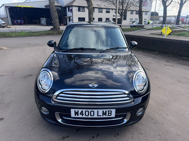 MINI Hatch 2.0 Cooper D Bayswater Hatchback 3dr Diesel Auto Euro 5 (112 ps) 3dr Automatic 2026
