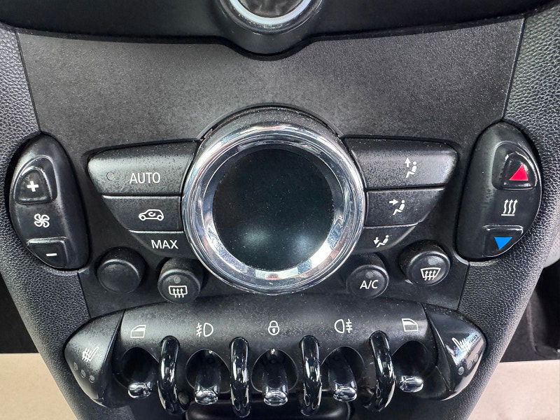 MINI Hatch 2.0 Cooper D Bayswater Hatchback 3dr Diesel Auto Euro 5 (112 ps) 3dr Automatic 2026