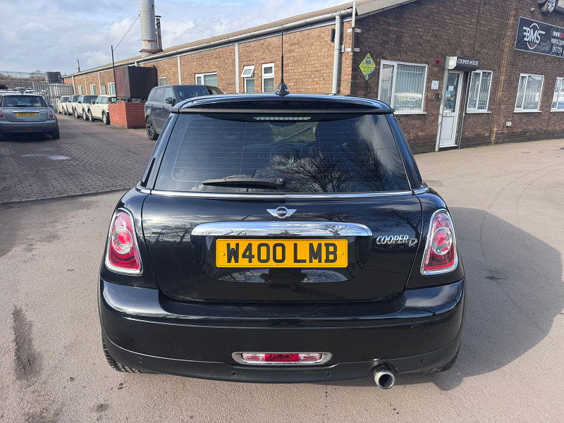 MINI Hatch 2.0 Cooper D Bayswater Hatchback 3dr Diesel Auto Euro 5 (112 ps) 3dr Automatic 2026