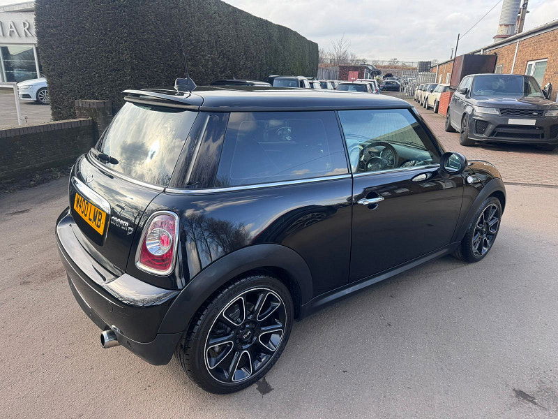 MINI Hatch 2.0 Cooper D Bayswater Hatchback 3dr Diesel Auto Euro 5 (112 ps) 3dr Automatic 2026