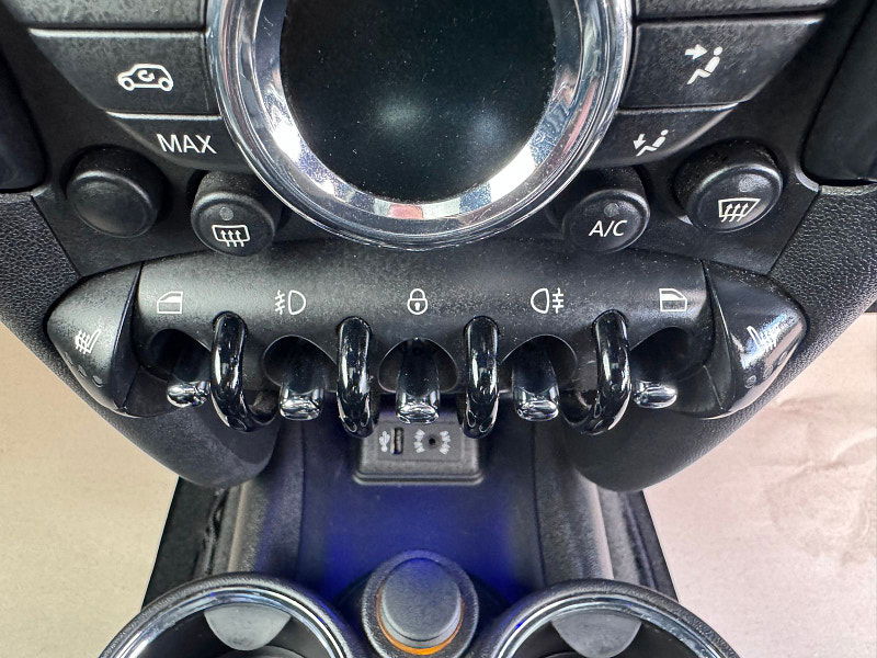 MINI Hatch 2.0 Cooper D Bayswater Hatchback 3dr Diesel Auto Euro 5 (112 ps) 3dr Automatic 2026