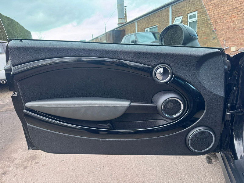 MINI Hatch 2.0 Cooper D Bayswater Hatchback 3dr Diesel Auto Euro 5 (112 ps) 3dr Automatic 2026