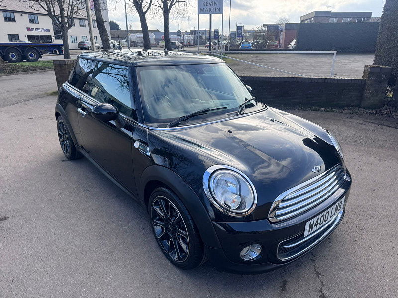MINI Hatch 2.0 Cooper D Bayswater Hatchback 3dr Diesel Auto Euro 5 (112 ps) 3dr Automatic 2026