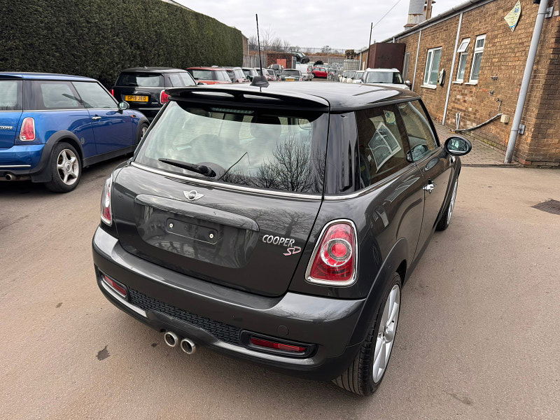 MINI Hatch 2.0L COOPER SD Hatchback 3dr Diesel Manual Euro 5 (141 bhp) 3dr Manual 2025