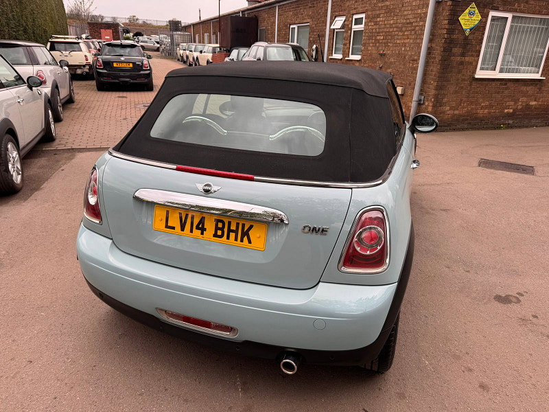 MINI Convertible 1.6 One Convertible 3dr Petrol Manual Euro 5 (98 ps) 3dr Manual 2026