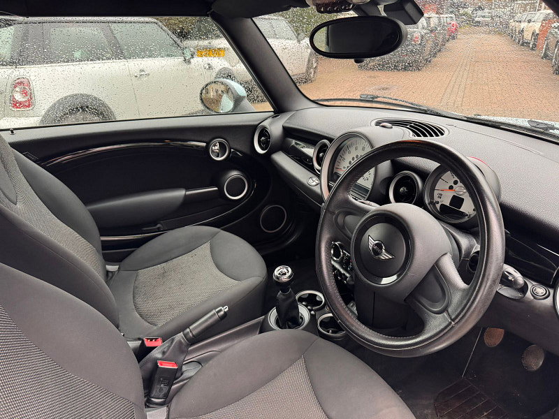 MINI Convertible 1.6 One Convertible 3dr Petrol Manual Euro 5 (98 ps) 3dr Manual 2026