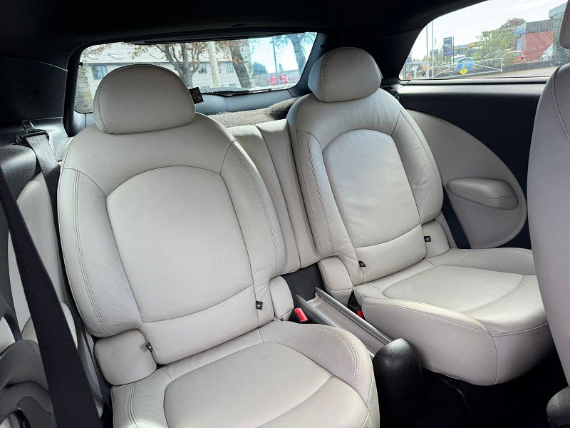MINI Paceman 2.0L Cooper SD ALL4 SUV 3dr Diesel Manual Euro 5 (143 bhp) 3dr Manual 2025
